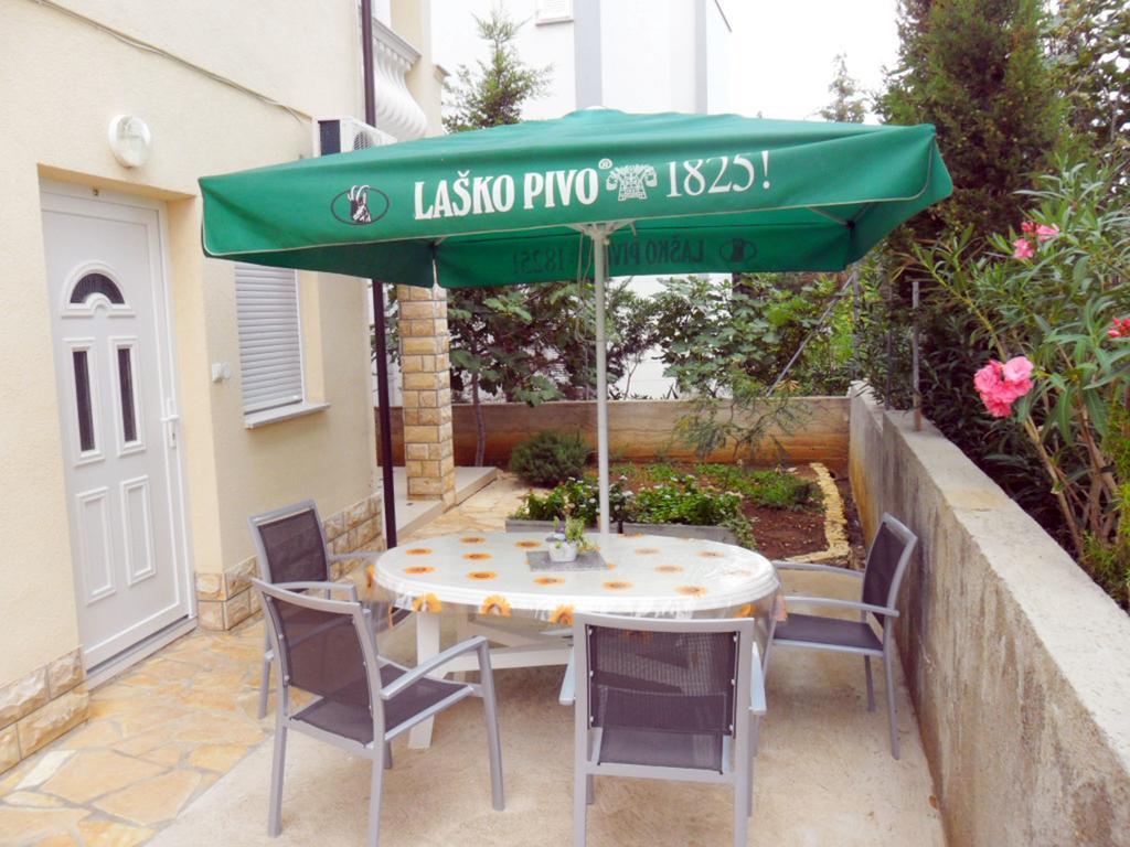 Apartments Mislav Novalja Δωμάτιο φωτογραφία