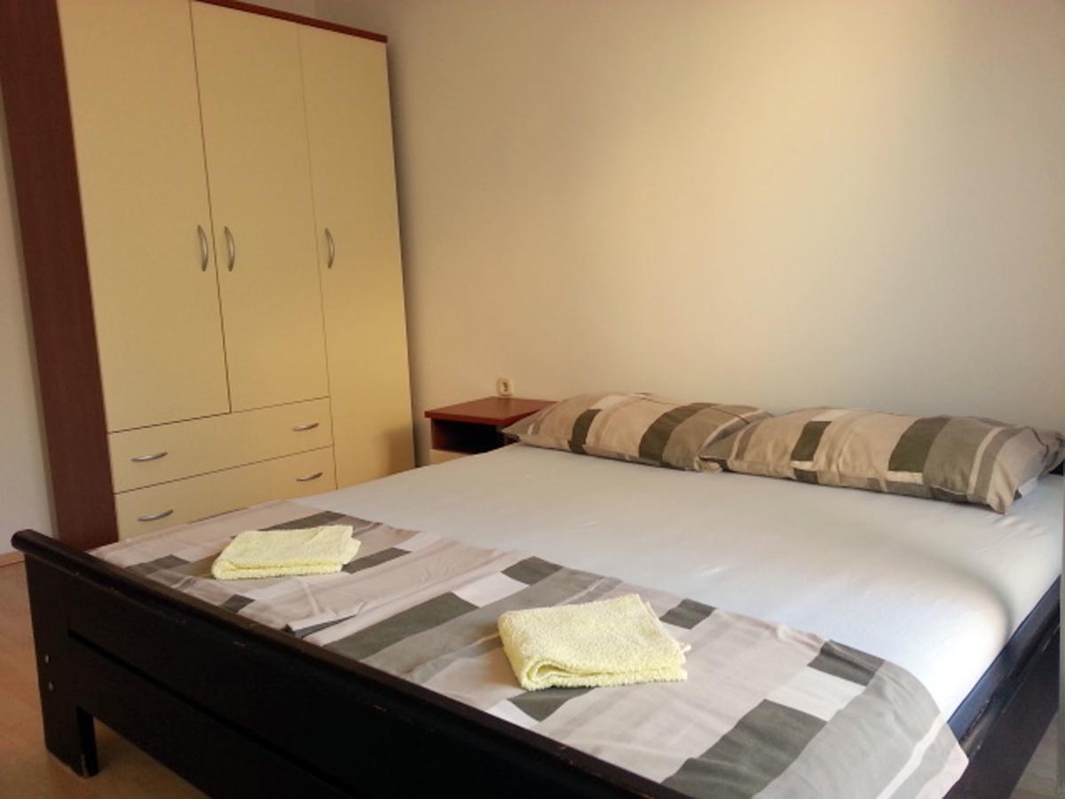 Apartments Mislav Novalja Εξωτερικό φωτογραφία