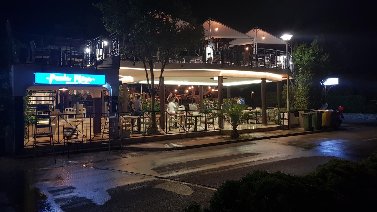 Apartments Mislav Novalja Εξωτερικό φωτογραφία
