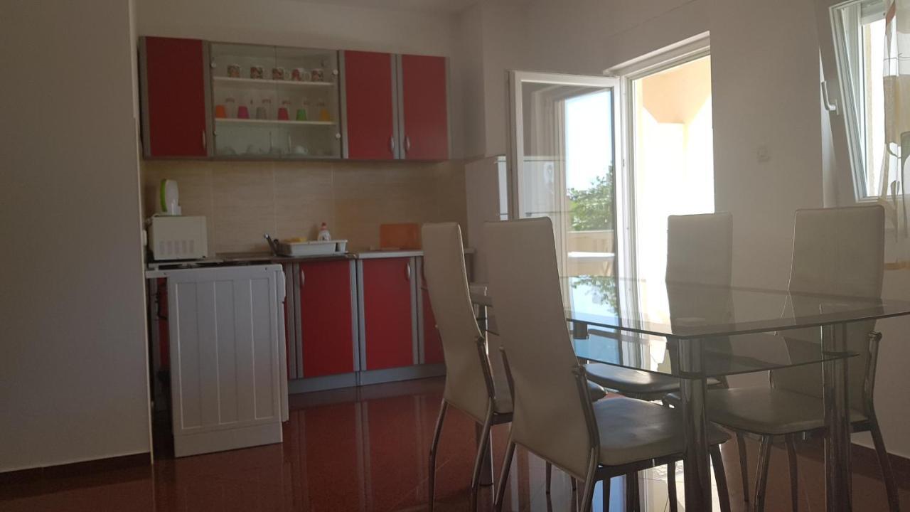 Apartments Mislav Novalja Εξωτερικό φωτογραφία